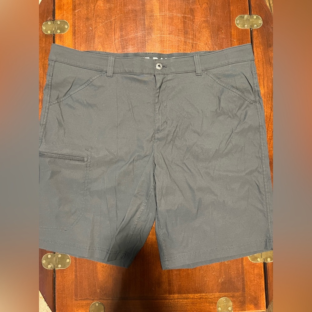 Eddie Bauer Men’s Gray Flat Front Shorts